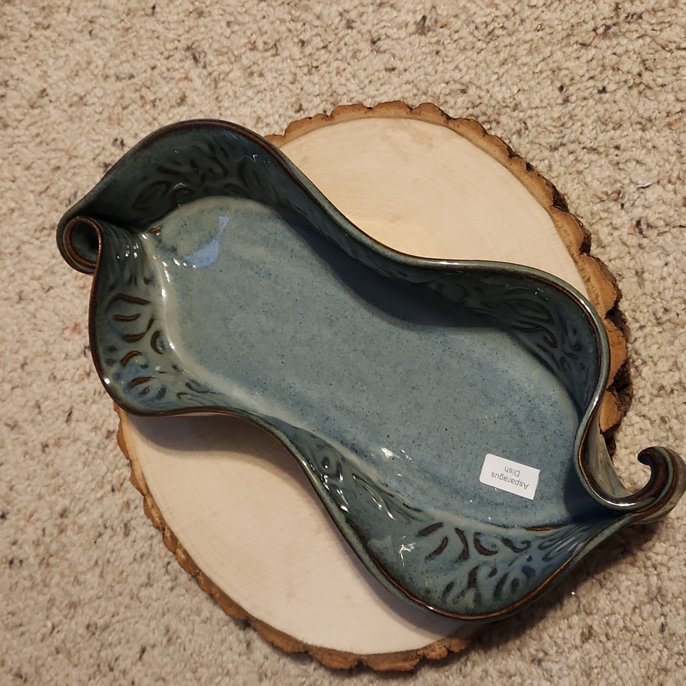 Hilborn Pottery Canada Blue Asparagus Dish NEW